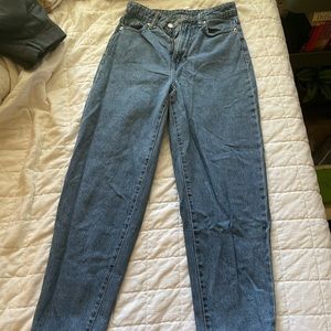 H&M Mom Jean